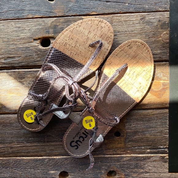 Circus by Sam Edelman Metallic Sandals NWT! - Picture 1 of 3